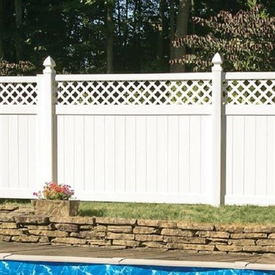 6 ft. HX 8 Ft.W wit vinyl rooster bovenste hekpaneel