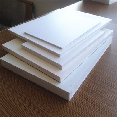 Witte keuken PVC-plaat